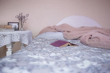 Free photo: bedroom, bed, pillow, comforter, blanket, comfort, relax ...