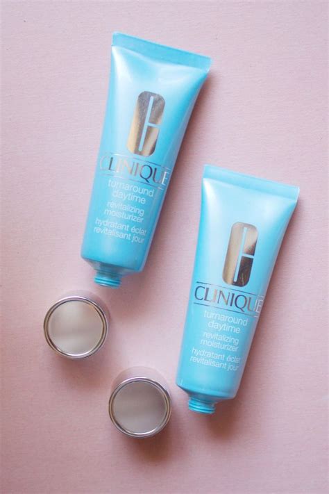 Editor’s Picks: 12 of the Best Gel Moisturizers for Weightless and Fast-Absorbing Hydration ...