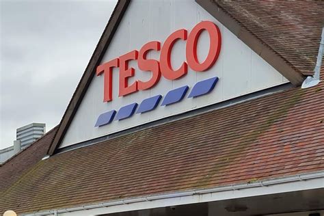 Falkirk Tesco stores forced to recall biscuits that may contain metal