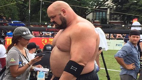 X4 worlds strongest man Brian Shaw, aka the friendly giant : r ...