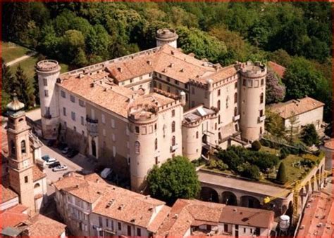 Castle of Costigliole Saluzzo | Castelli, Castello, Torre