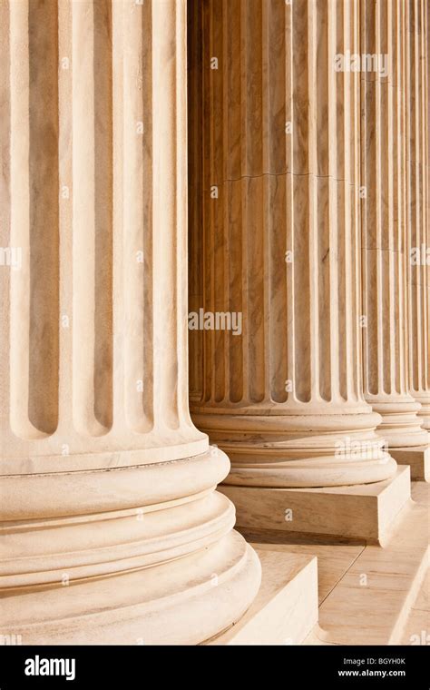 Supreme court building Stock Photo - Alamy