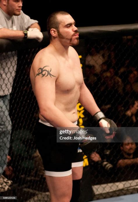 Tim Sylvia prior to his Heavyweight Championship bout against Ricco... News Photo - Getty Images