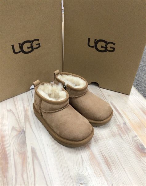 Ugg T Classic Ultra Mini Kids’ - Shoes & M'Orr