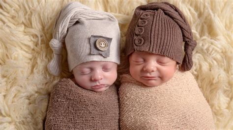 Having fraternal twins is in your genes—and in your hormones | Science ...