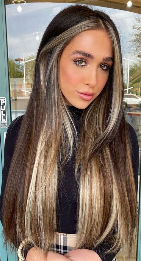 19 Two Tone Hair Color Ideas New Hair Color Trends 2021 | Two toned ...