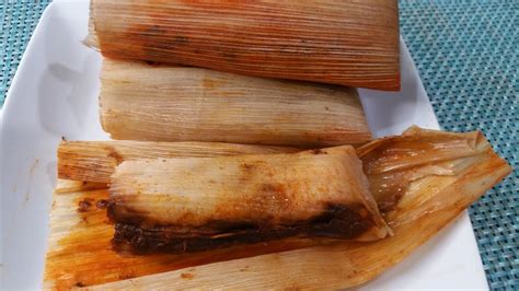 Tamales De Mole Con Pollo - YouTube