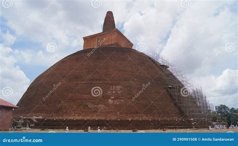 Abayagiriya Sthupa Sri Lanka Anuradapura Stock Photo - Image of ...