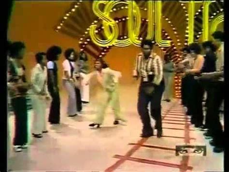 Soul Train Line Dance to Jungle Boogie (1973) - YouTube