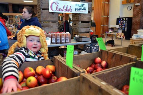 Winter Farmers Market in Greenfield 'a little like throwing a party ...