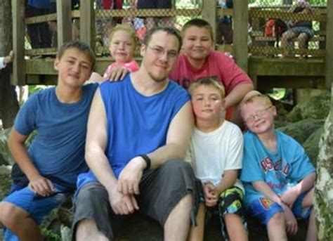 DaddyOFive Parents Lose Custody of Kids After Horrifying Prank Videos ...