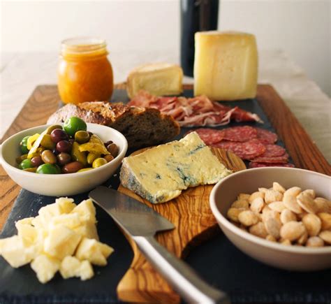 The Perfect Cheese Platter – HonestlyYUM