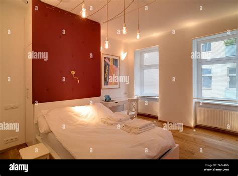 Wien, moderne Kleinwohnung - Vienna, Modern Small Apartment Stock Photo - Alamy