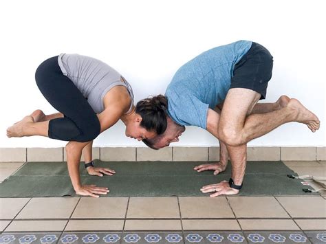 Yoga Poses and Meditation Tips for a Successful Relationship | Couples ...