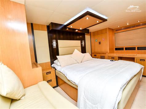 Reserve Now |Majesty 60 ft ultra deluxe luxury yacht cruise in Dubai