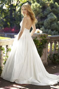 Sutton Foster Wedding Dress