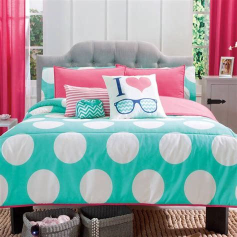 Polka dots and a great combination of mint and coral pink will bring life and style to your ...