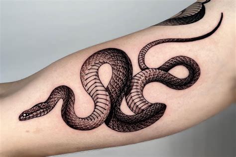 Share 74+ big snake tattoo super hot - in.cdgdbentre