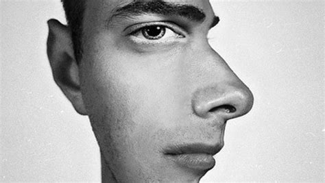 21 Mind-Boggling Optical Illusions That Will Melt Your Brain