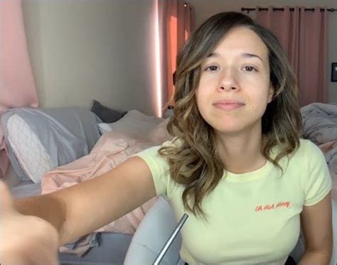 Pokimane Without Makeup - Pokimane Without Makeup Cancel Pokemane ...