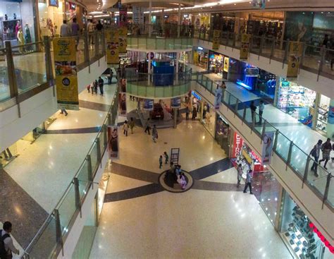 10 Shopping Malls in Bangalore | Where to Go & What to Buy