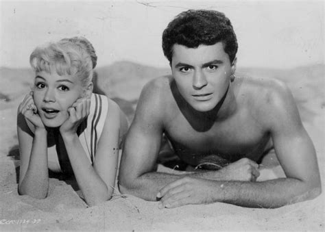 Gidget (1959) | Gidget movie, Sandra dee, James darren