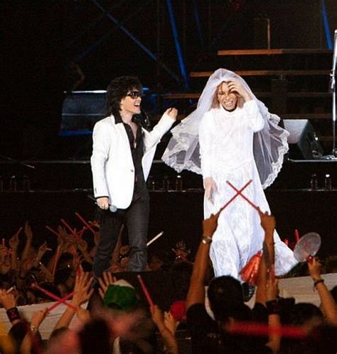 赤司 MR.SCISSORS♥: interview from tumblr 1 Toshi and yoshiki