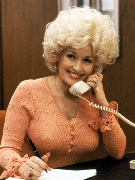 Dolly Parton Movies: Her Best Flicks Of All-Time – Hollywood Life