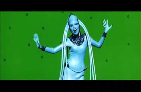 The Fifth Element: Diva Plavalaguna's full, unedited opera performance.