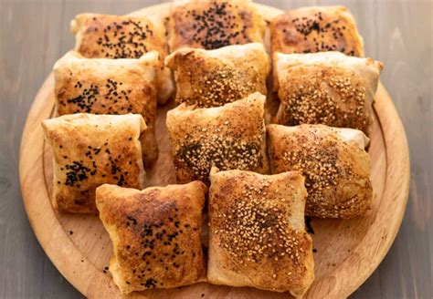 Kiymali Borek (Turkish Meat Burek) - Cooking Gorgeous