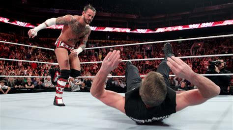 CM Punk vs. John Laurinaitis | January 23, 2012 WWE Raw SuperShow 23/1 ...