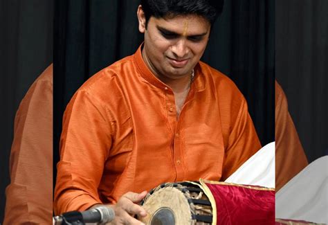 Learn to Play the Mridangam by Sunil Subramanyan - ipassio