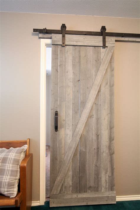 Diy Sliding Barn Door | Diy barn door plans, Diy sliding barn door, Diy ...