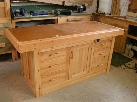 assembly / downdraft table | Building a workbench, Wood shop projects, Workbench