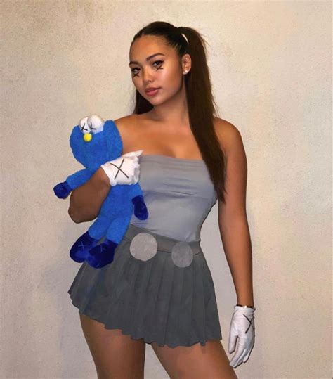 KAWS Halloween costume | Summer dresses, Halloween costumes, Off ...