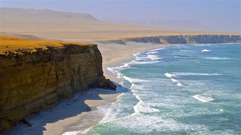 Paracas National Reserve shoreline in Ica, Peru – gogambar