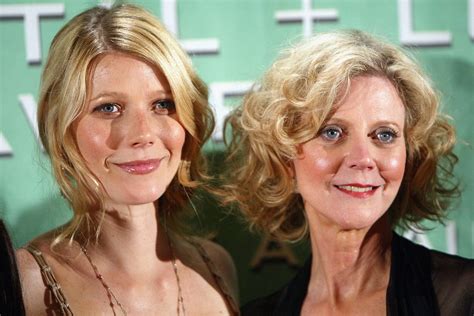 Gwyneth Paltrow Promised Her Mom Blythe Danner She Wouldn't Quit Acting