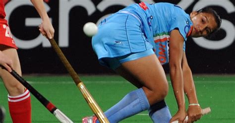 Indian Women's Hockey Team Celebrates Skipper Rani Rampal's 200th Game ...