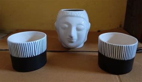 Ceramic pots at Rs 150 | सिरेमिक का गमला in Agra | ID: 2849148928897