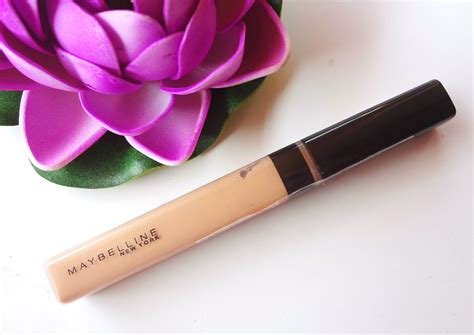 5 Best Concealers For Acne Scars - Beauty and Blush