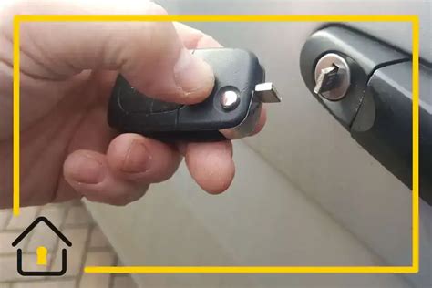 Broken Key Extraction - 24/7 Locksmith Service