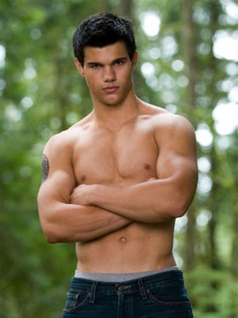 Taylor Lautner … Twilight Jacob, Saga Twilight, Twilight Movie, Twilight Story, Taylor Lautner ...