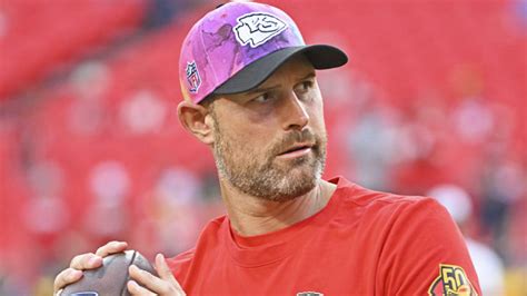 Chad Henne: 5 Things to Know About Kansas City Chiefs’ Backup QB – Hollywood Life