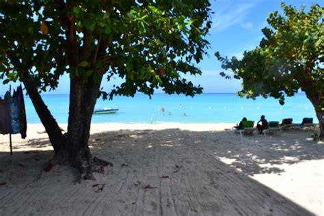 Seven Mile Beach, Negril, Jamaica! | Dream vacations, Travel spot, Breathtaking views