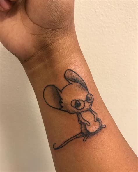 Mouse tattoo 🐭 | Mouse tattoos, Tattoos, Tattoos and piercings