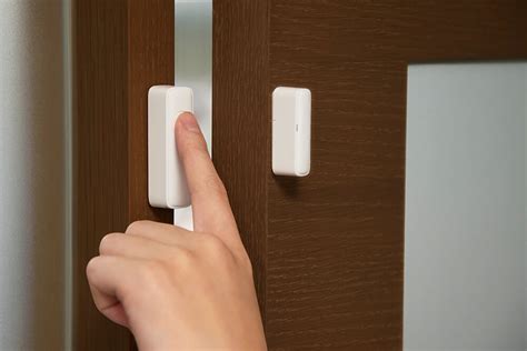 What is a door sensor? Benefits of door sensors with Smarthome