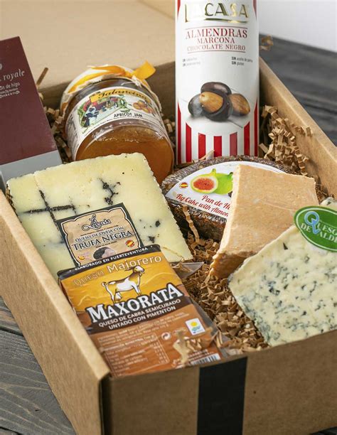 Selection Spanish Cheese Box - Holiday Gift