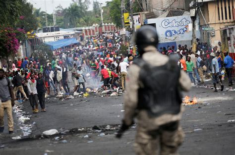 Anti-government protesters set fires in the capital of Haiti – IzzSo ...