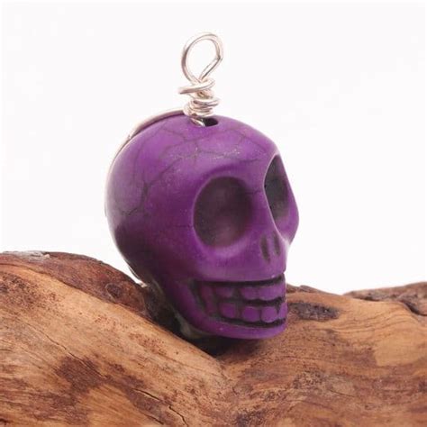 Howlite Skull