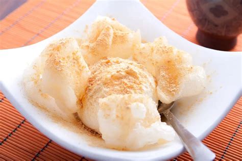 Kinako Mochi Ice Cream - ZAKKUSHI GROUP